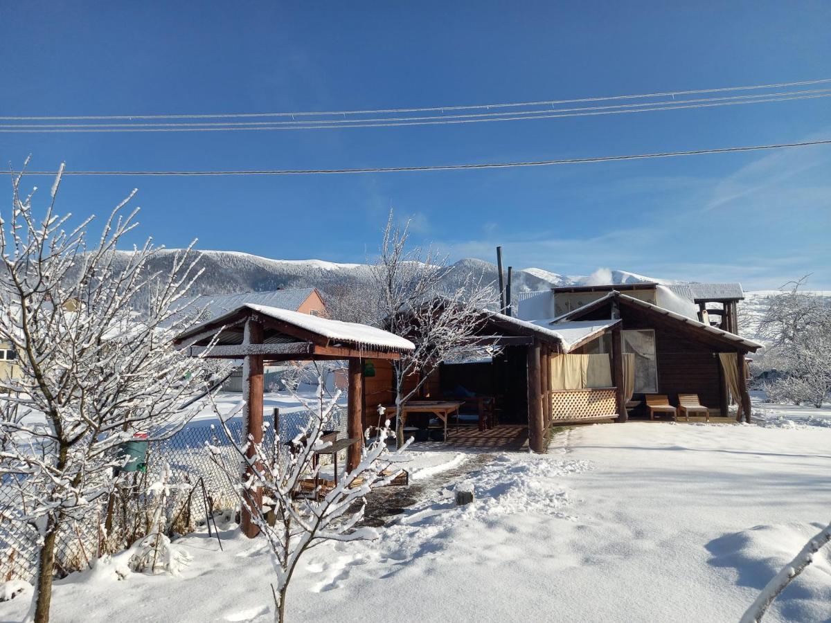 Садиба Райський Куточок Synevyr Esterno foto